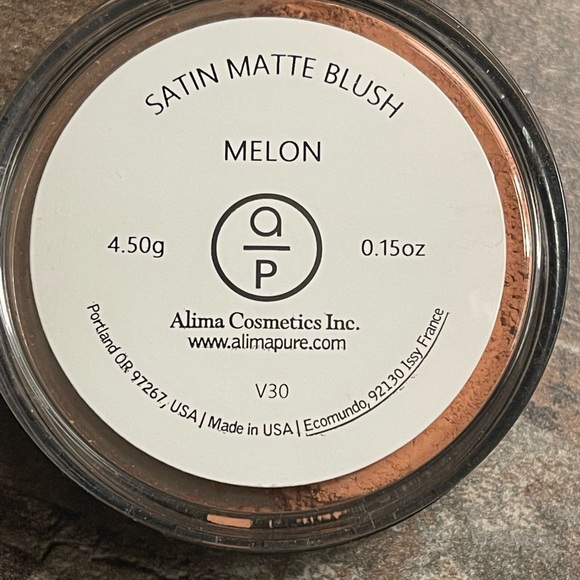 Alima Pure Satin Matte Blush in the color Melon - Picture 3 of 4